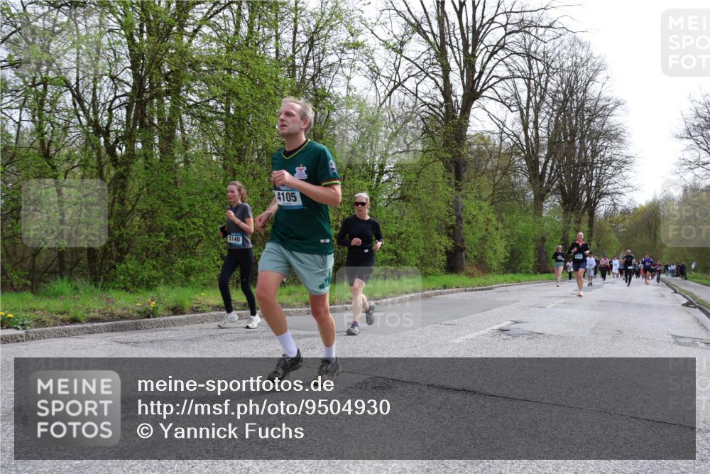 12.04.2026 - 45. Internationalen Wilhelmsburger Insellauf Yannick Fuchs http://msf.ph/oto/9504930 12.04.2026 12:54:46 Laufen 76, 5140, 4105, 4124 meine-sportfotos.de