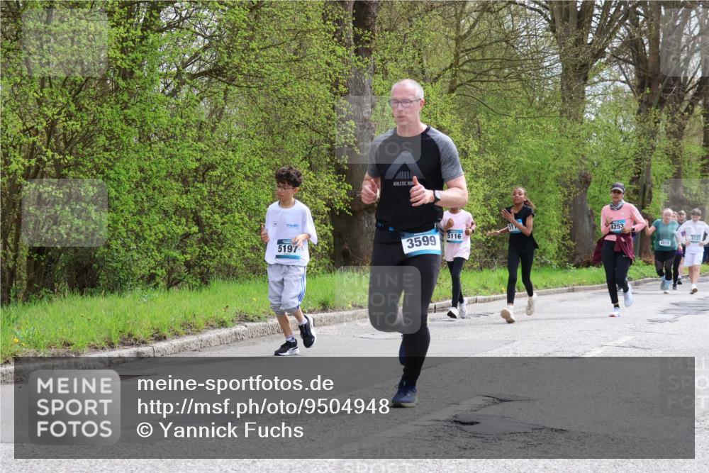 12.04.2026 - 45. Internationalen Wilhelmsburger Insellauf Yannick Fuchs http://msf.ph/oto/9504948 12.04.2026 12:54:53 Laufen 5197, 3599, 5116, 511, 4253, 4818, 5137 meine-sportfotos.de