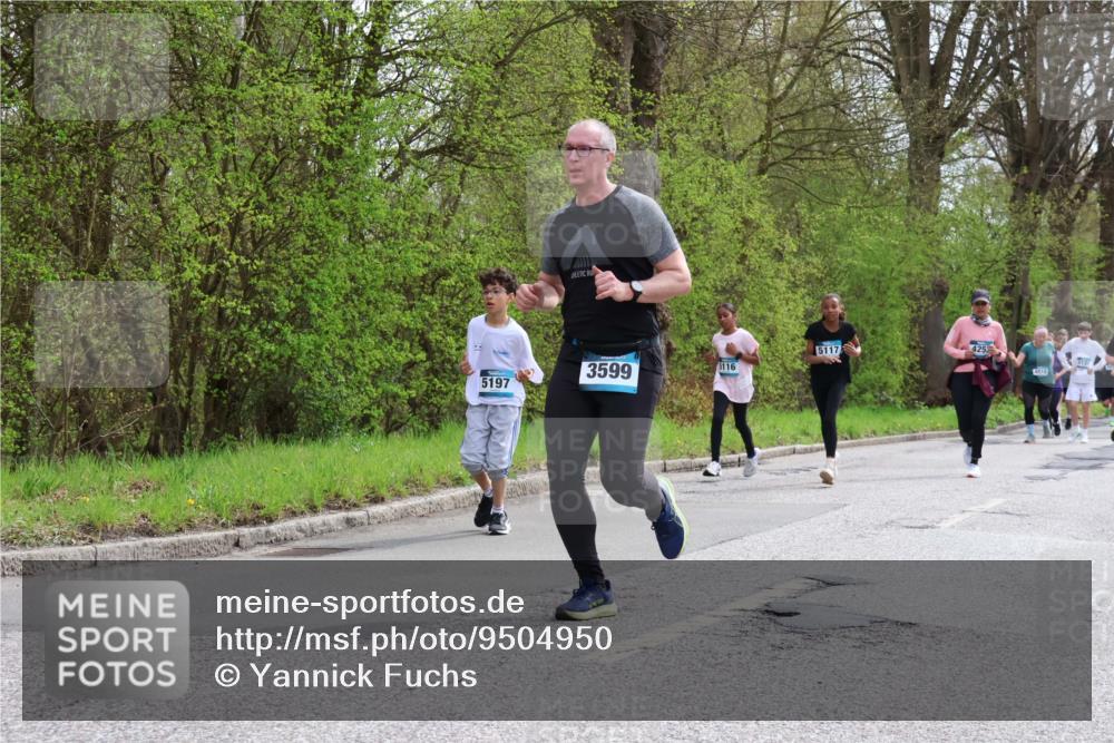 12.04.2026 - 45. Internationalen Wilhelmsburger Insellauf Yannick Fuchs http://msf.ph/oto/9504950 12.04.2026 12:54:53 Laufen 3599, 5116, 5197, 5117, 4253, 4818 meine-sportfotos.de