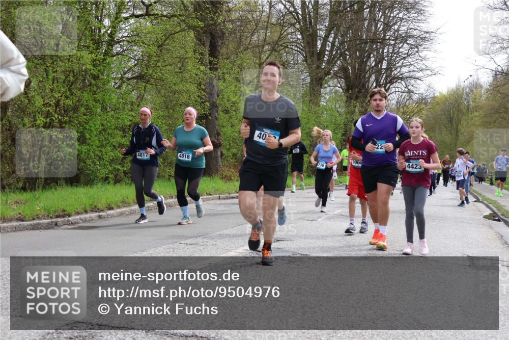 12.04.2026 - 45. Internationalen Wilhelmsburger Insellauf Yannick Fuchs http://msf.ph/oto/9504976 12.04.2026 12:55:01 Laufen 4817, 4818, 40, 5068, 736, 22, 4423 meine-sportfotos.de
