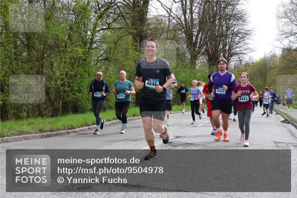 12.04.2026 - 45. Internationalen Wilhelmsburger Insellauf Yannick Fuchs http://msf.ph/oto/9504978 12.04.2026 12:55:01 Laufen 4817, 4818, 4048, 4422, 4423 meine-sportfotos.de