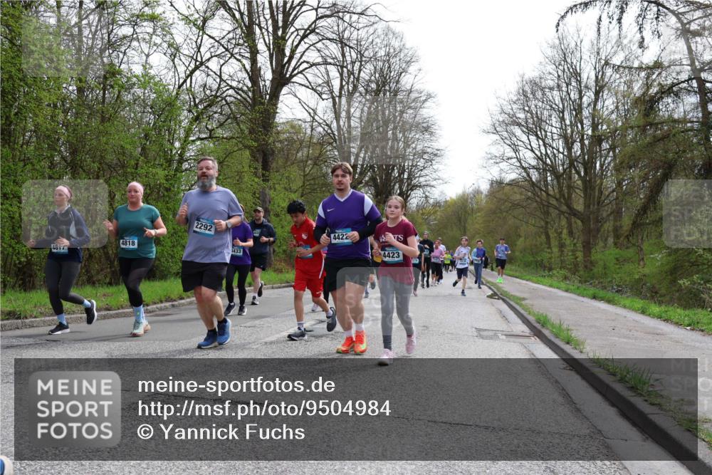 12.04.2026 - 45. Internationalen Wilhelmsburger Insellauf Yannick Fuchs http://msf.ph/oto/9504984 12.04.2026 12:55:02 Laufen 4818, 4817, 2292, 1433, 4422, 4423, 2270 meine-sportfotos.de