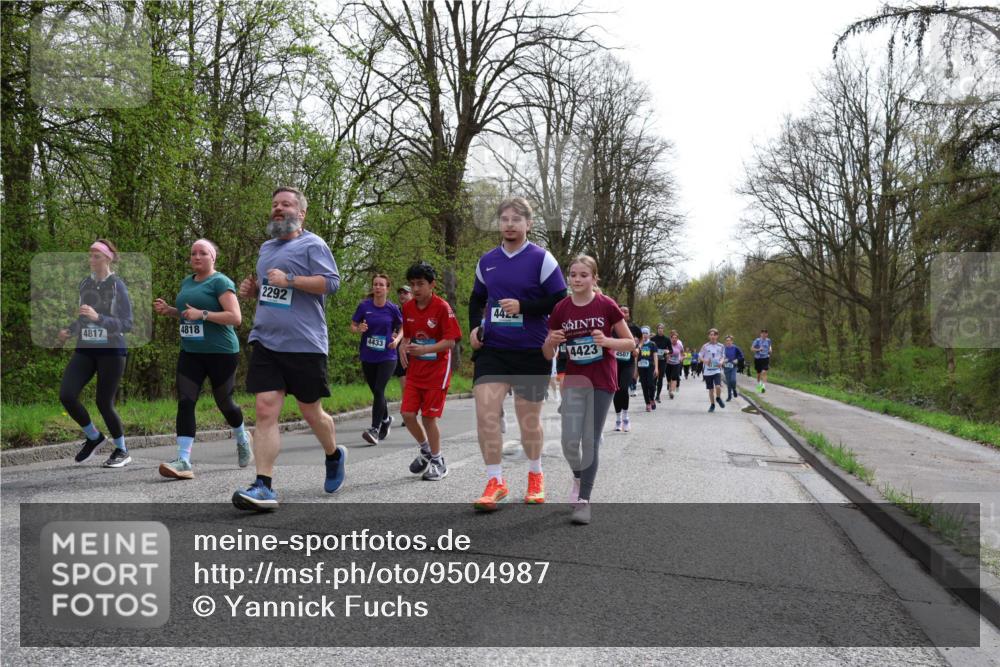 12.04.2026 - 45. Internationalen Wilhelmsburger Insellauf Yannick Fuchs http://msf.ph/oto/9504987 12.04.2026 12:55:03 Laufen 4818, 4817, 2292, 4433, 4422, 4423, 4507, 2270 meine-sportfotos.de
