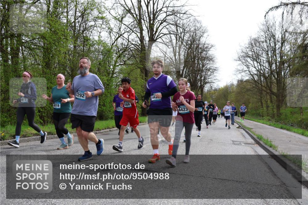 12.04.2026 - 45. Internationalen Wilhelmsburger Insellauf Yannick Fuchs http://msf.ph/oto/9504988 12.04.2026 12:55:03 Laufen 4817, 4818, 2292, 4433, 5068, 44, 4423, 4507 meine-sportfotos.de