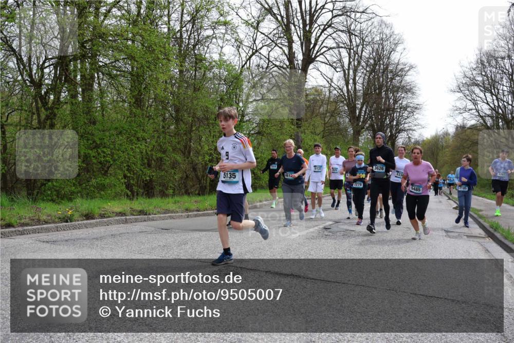 12.04.2026 - 45. Internationalen Wilhelmsburger Insellauf Yannick Fuchs http://msf.ph/oto/9505007 12.04.2026 12:55:07 Laufen 5135, 4858, 461, 5137, 2278, 3626, 533, 2185, 5485, 5263 meine-sportfotos.de