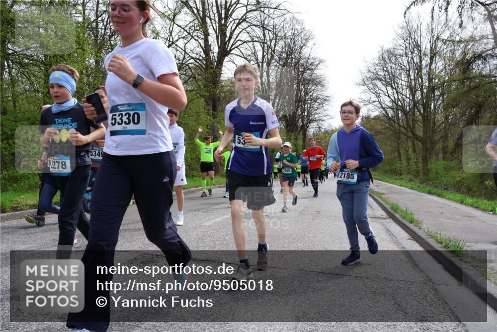 12.04.2026 - 45. Internationalen Wilhelmsburger Insellauf Yannick Fuchs http://msf.ph/oto/9505018 12.04.2026 12:55:09 Laufen 2278, 5349, 5330, 53, 3995, 2185 meine-sportfotos.de