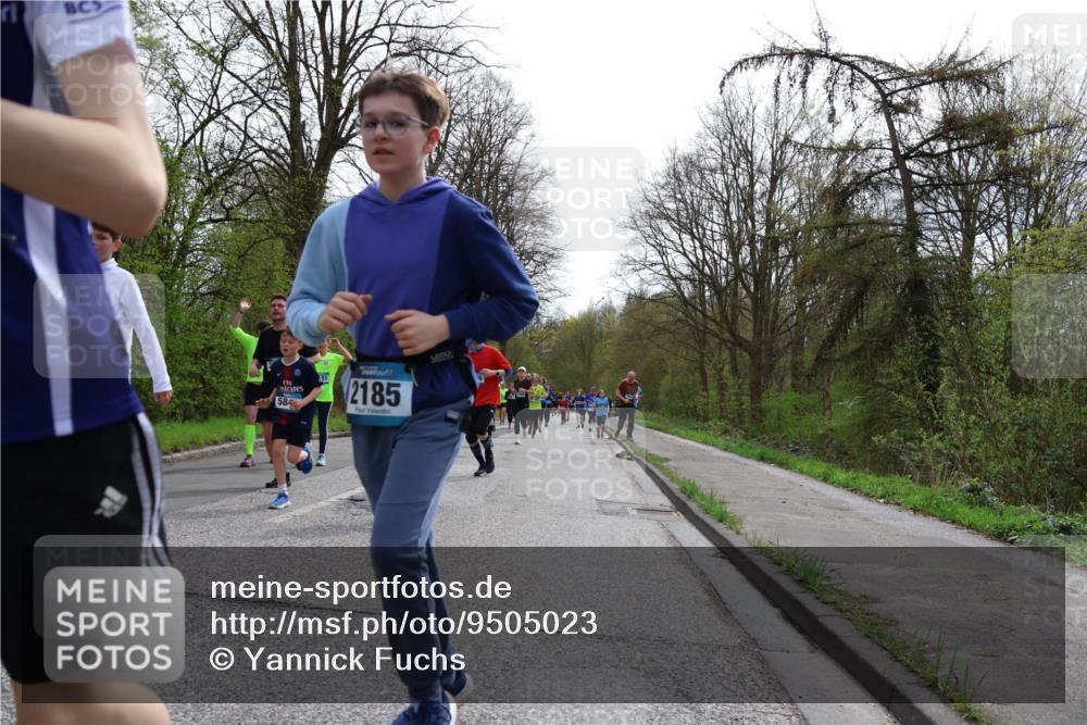 12.04.2026 - 45. Internationalen Wilhelmsburger Insellauf Yannick Fuchs http://msf.ph/oto/9505023 12.04.2026 12:55:10 Laufen 81, 584, 2185 meine-sportfotos.de