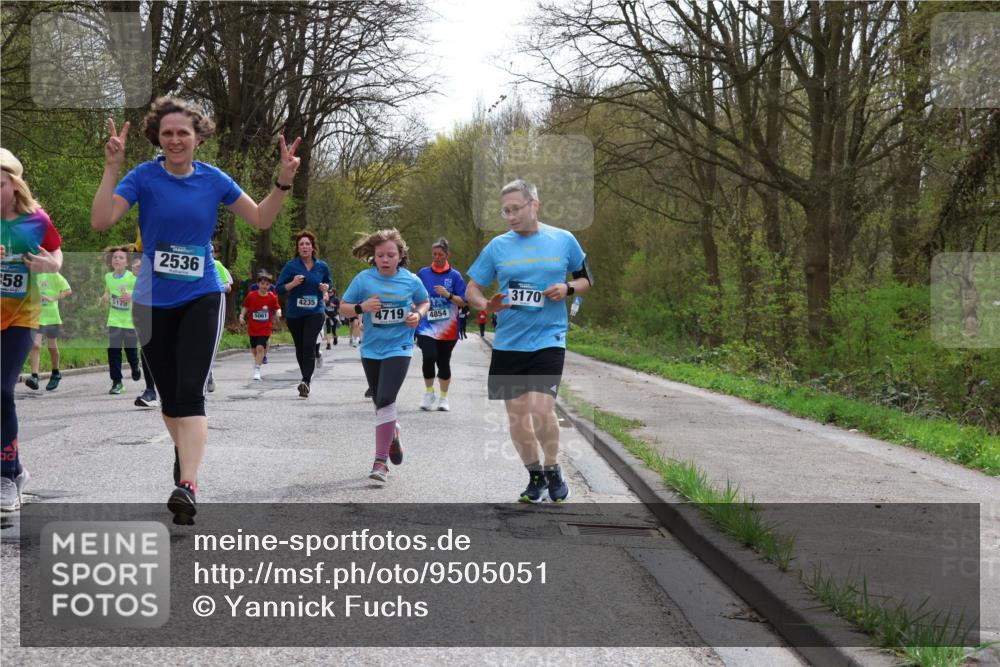 12.04.2026 - 45. Internationalen Wilhelmsburger Insellauf Yannick Fuchs http://msf.ph/oto/9505051 12.04.2026 12:55:16 Laufen 58, 2, 5175, 2536, 5061, 4235, 3170, 4719, 4854 meine-sportfotos.de