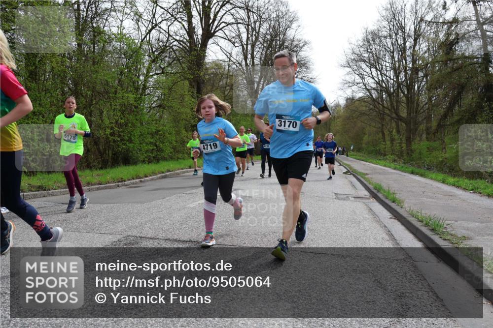 12.04.2026 - 45. Internationalen Wilhelmsburger Insellauf Yannick Fuchs http://msf.ph/oto/9505064 12.04.2026 12:55:19 Laufen 5178, 4719, 4235, 3170 meine-sportfotos.de