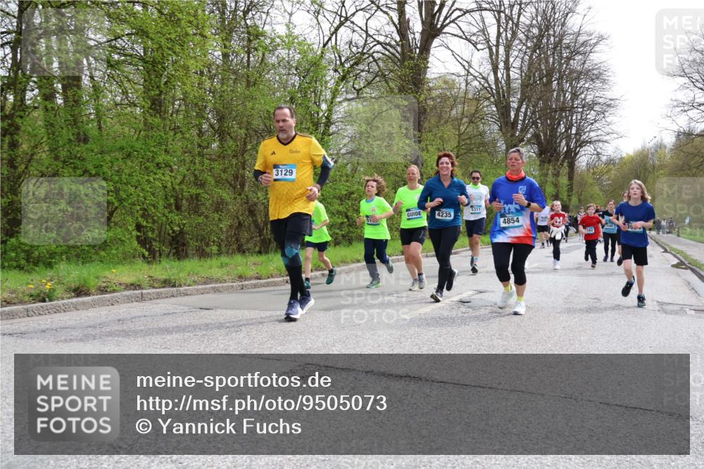 12.04.2026 - 45. Internationalen Wilhelmsburger Insellauf Yannick Fuchs http://msf.ph/oto/9505073 12.04.2026 12:55:20 Laufen 3129, 4235, 5311, 4854, 162 meine-sportfotos.de
