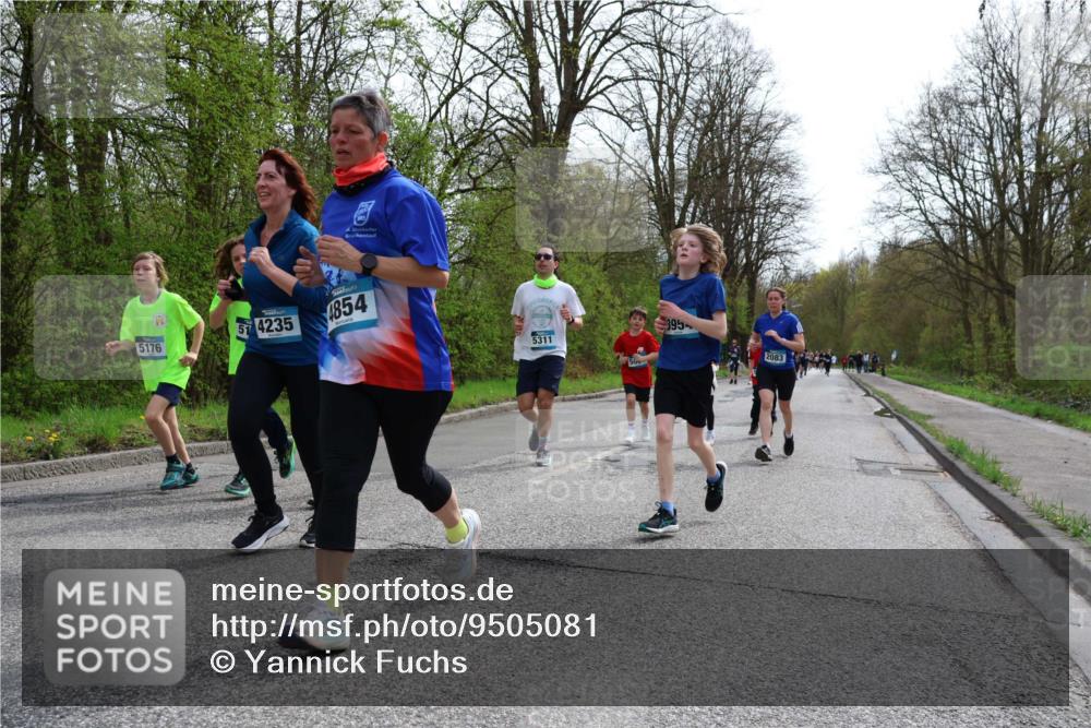 12.04.2026 - 45. Internationalen Wilhelmsburger Insellauf Yannick Fuchs http://msf.ph/oto/9505081 12.04.2026 12:55:22 Laufen 5176, 57, 4235, 4854, 395, 5311, 2083 meine-sportfotos.de