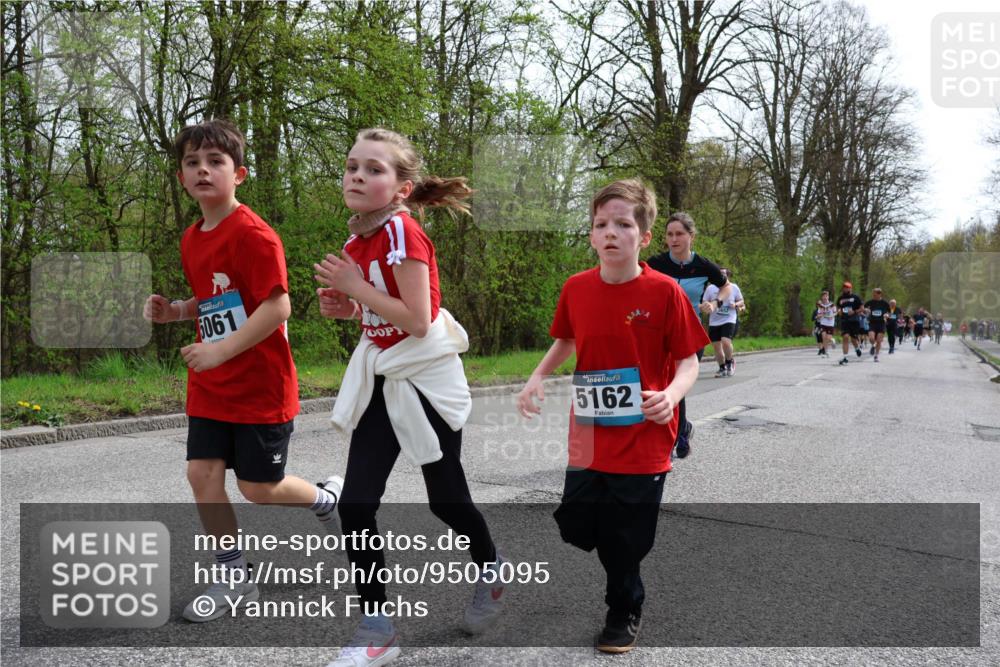 12.04.2026 - 45. Internationalen Wilhelmsburger Insellauf Yannick Fuchs http://msf.ph/oto/9505095 12.04.2026 12:55:25 Laufen 5061, 5162 meine-sportfotos.de