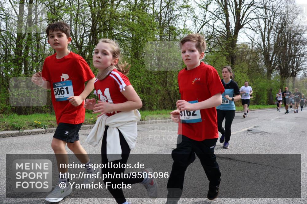 12.04.2026 - 45. Internationalen Wilhelmsburger Insellauf Yannick Fuchs http://msf.ph/oto/9505096 12.04.2026 12:55:25 Laufen 5061, 5162, 086, 3652 meine-sportfotos.de