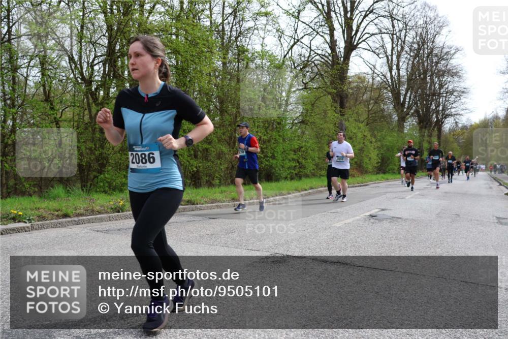 12.04.2026 - 45. Internationalen Wilhelmsburger Insellauf Yannick Fuchs http://msf.ph/oto/9505101 12.04.2026 12:55:26 Laufen 2086, 470 meine-sportfotos.de