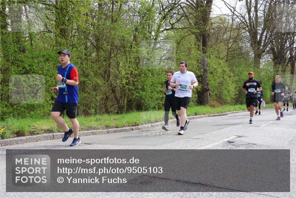 12.04.2026 - 45. Internationalen Wilhelmsburger Insellauf Yannick Fuchs http://msf.ph/oto/9505103 12.04.2026 12:55:27 Laufen 470, 21, 1, 4641, 3652, 3591 meine-sportfotos.de