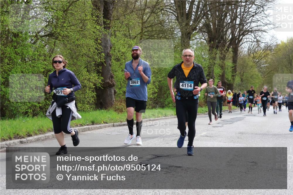 12.04.2026 - 45. Internationalen Wilhelmsburger Insellauf Yannick Fuchs http://msf.ph/oto/9505124 12.04.2026 12:55:31 Laufen 3862, 361, 4114, 5658 meine-sportfotos.de