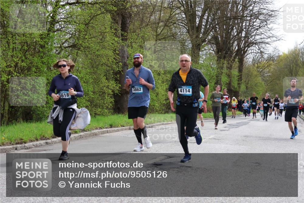 12.04.2026 - 45. Internationalen Wilhelmsburger Insellauf Yannick Fuchs http://msf.ph/oto/9505126 12.04.2026 12:55:32 Laufen 3862, 3618, 4114, 233 meine-sportfotos.de