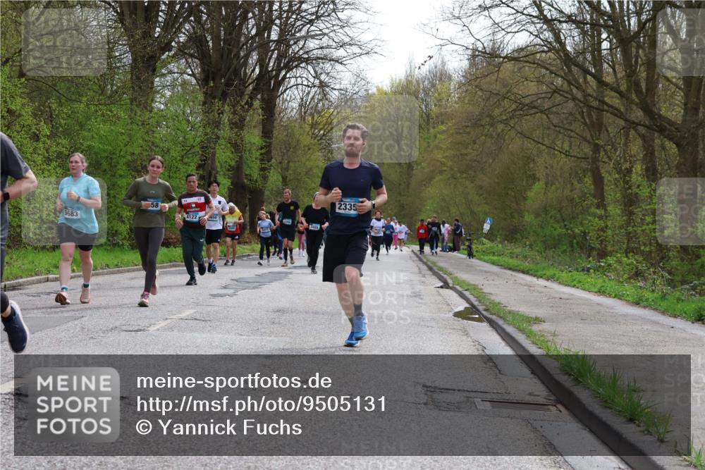 12.04.2026 - 45. Internationalen Wilhelmsburger Insellauf Yannick Fuchs http://msf.ph/oto/9505131 12.04.2026 12:55:33 Laufen 5683, 58, 4122, 3489, 2335 meine-sportfotos.de