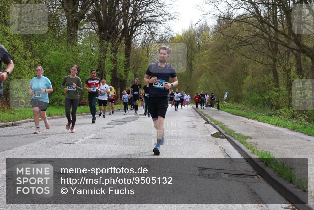 12.04.2026 - 45. Internationalen Wilhelmsburger Insellauf Yannick Fuchs http://msf.ph/oto/9505132 12.04.2026 12:55:33 Laufen 5683, 5658, 122, 4650, 2089, 2335 meine-sportfotos.de