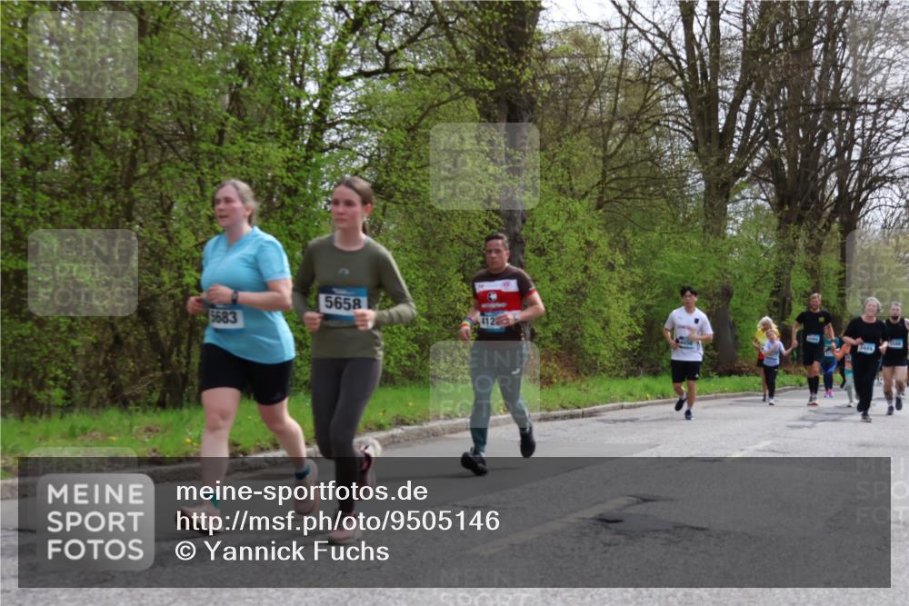 12.04.2026 - 45. Internationalen Wilhelmsburger Insellauf Yannick Fuchs http://msf.ph/oto/9505146 12.04.2026 12:55:37 Laufen 5658, 5683, 412, 4650, 3489 meine-sportfotos.de