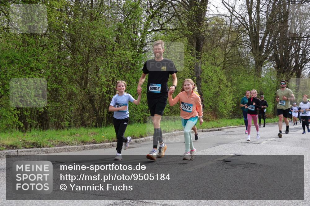 12.04.2026 - 45. Internationalen Wilhelmsburger Insellauf Yannick Fuchs http://msf.ph/oto/9505184 12.04.2026 12:55:45 Laufen 5072, 4886, 5677, 797 meine-sportfotos.de