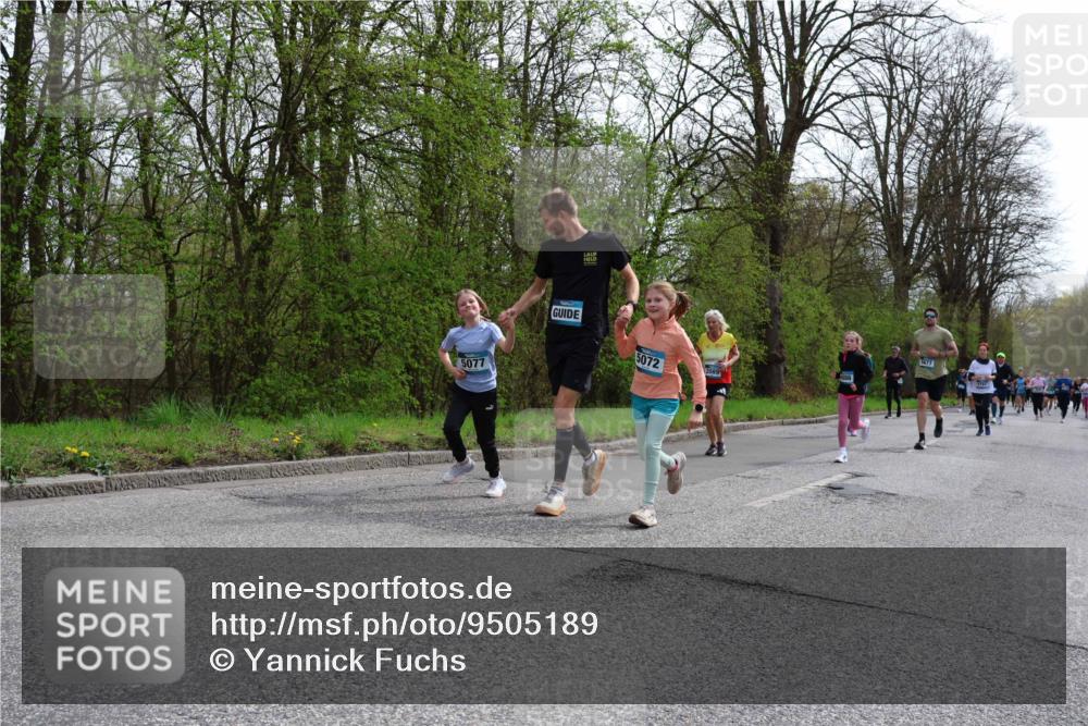 12.04.2026 - 45. Internationalen Wilhelmsburger Insellauf Yannick Fuchs http://msf.ph/oto/9505189 12.04.2026 12:55:45 Laufen 5077, 5072, 5677 meine-sportfotos.de