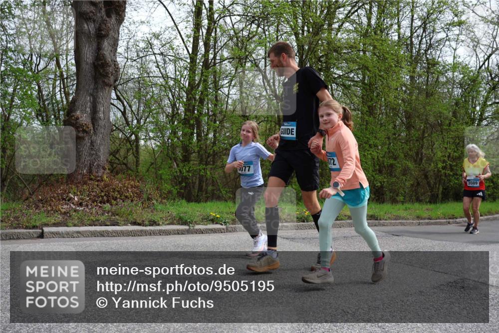 12.04.2026 - 45. Internationalen Wilhelmsburger Insellauf Yannick Fuchs http://msf.ph/oto/9505195 12.04.2026 12:55:46 Laufen 077, 072, 2089 meine-sportfotos.de