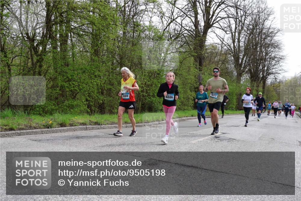 12.04.2026 - 45. Internationalen Wilhelmsburger Insellauf Yannick Fuchs http://msf.ph/oto/9505198 12.04.2026 12:55:47 Laufen 2089, 4886, 121, 5677, 4797 meine-sportfotos.de