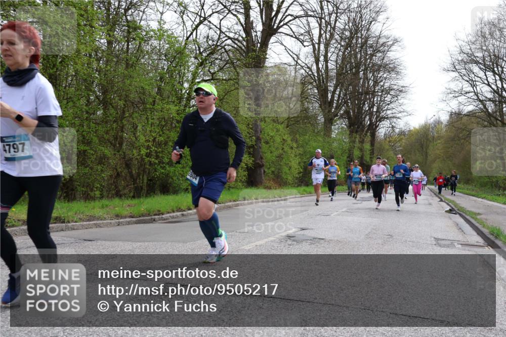 12.04.2026 - 45. Internationalen Wilhelmsburger Insellauf Yannick Fuchs http://msf.ph/oto/9505217 12.04.2026 12:55:51 Laufen 4797, 2804, 4100 meine-sportfotos.de