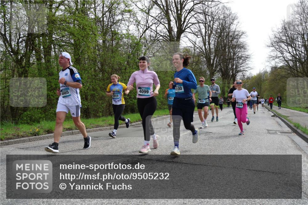 12.04.2026 - 45. Internationalen Wilhelmsburger Insellauf Yannick Fuchs http://msf.ph/oto/9505232 12.04.2026 12:55:55 Laufen 4665, 5859, 4099, 4821, 4100, 4044, 4432, 2584 meine-sportfotos.de