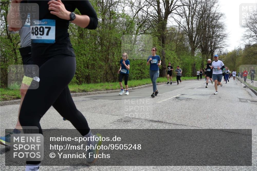 12.04.2026 - 45. Internationalen Wilhelmsburger Insellauf Yannick Fuchs http://msf.ph/oto/9505248 12.04.2026 12:55:58 Laufen 3, 4897, 3313, 2704, 4133, 4273 meine-sportfotos.de