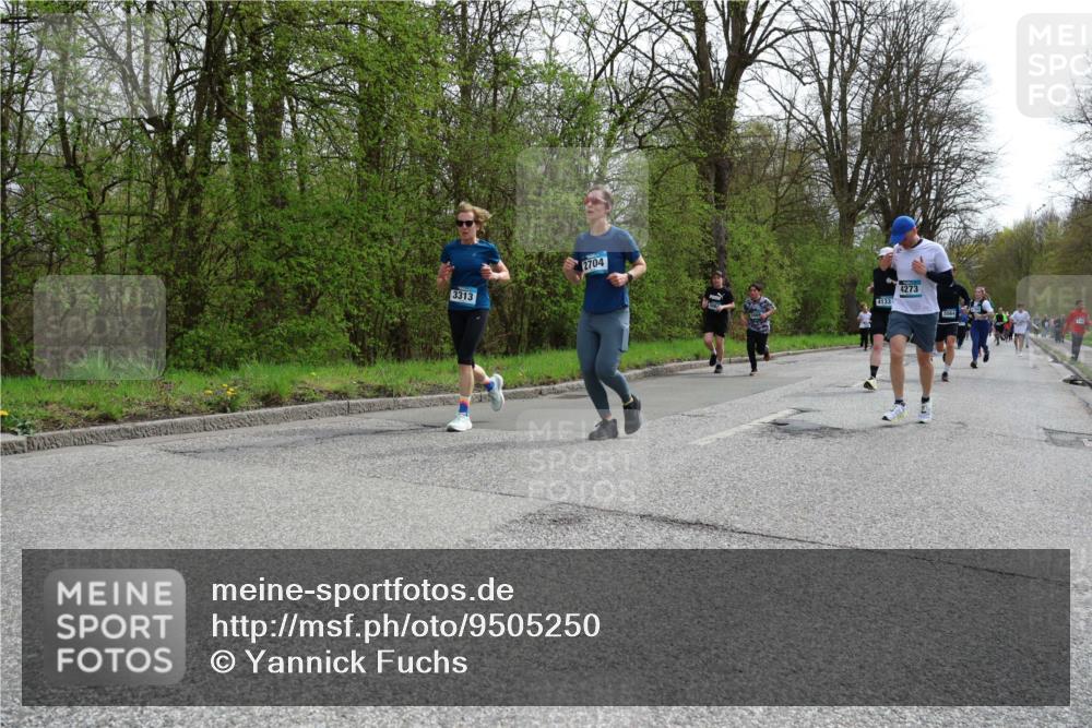 12.04.2026 - 45. Internationalen Wilhelmsburger Insellauf Yannick Fuchs http://msf.ph/oto/9505250 12.04.2026 12:55:59 Laufen 3313, 2704, 4133, 4273 meine-sportfotos.de