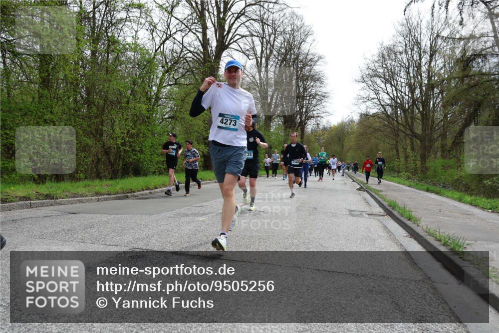 12.04.2026 - 45. Internationalen Wilhelmsburger Insellauf Yannick Fuchs http://msf.ph/oto/9505256 12.04.2026 12:56:00 Laufen 4273, 33, 556 meine-sportfotos.de