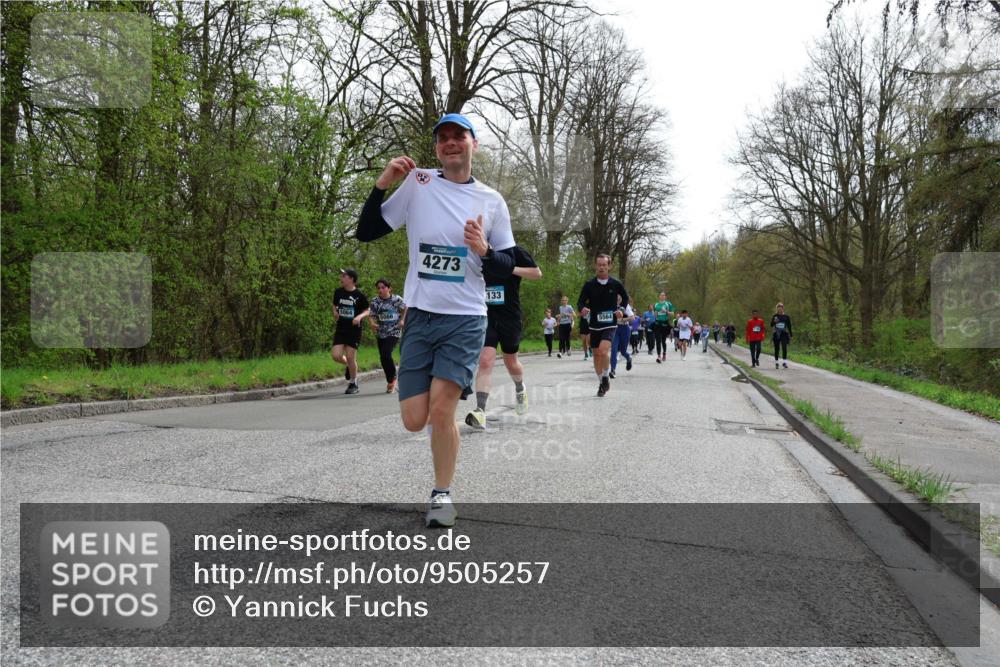 12.04.2026 - 45. Internationalen Wilhelmsburger Insellauf Yannick Fuchs http://msf.ph/oto/9505257 12.04.2026 12:56:00 Laufen 4273, 133 meine-sportfotos.de