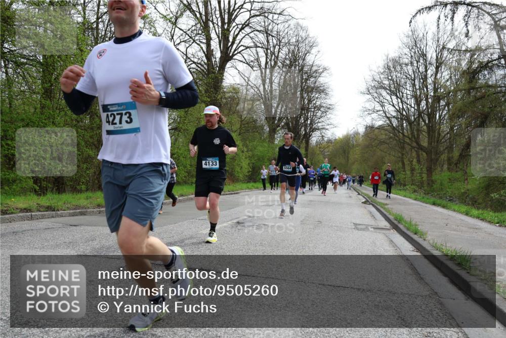 12.04.2026 - 45. Internationalen Wilhelmsburger Insellauf Yannick Fuchs http://msf.ph/oto/9505260 12.04.2026 12:56:01 Laufen 4273, 4133, 5564 meine-sportfotos.de