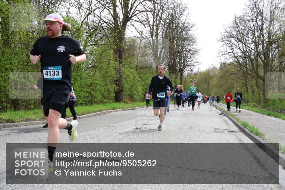 12.04.2026 - 45. Internationalen Wilhelmsburger Insellauf Yannick Fuchs http://msf.ph/oto/9505262 12.04.2026 12:56:01 Laufen 4133, 5564 meine-sportfotos.de