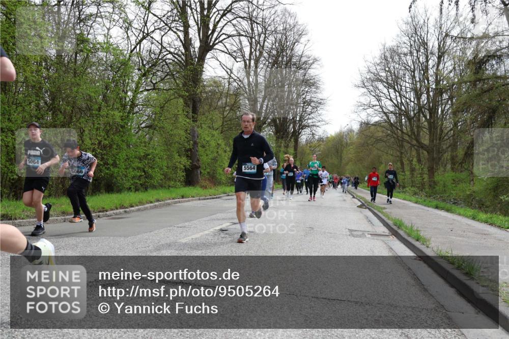 12.04.2026 - 45. Internationalen Wilhelmsburger Insellauf Yannick Fuchs http://msf.ph/oto/9505264 12.04.2026 12:56:02 Laufen 5064, 5066, 5564 meine-sportfotos.de