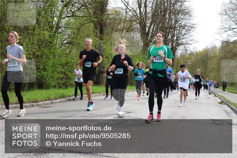 12.04.2026 - 45. Internationalen Wilhelmsburger Insellauf Yannick Fuchs http://msf.ph/oto/9505285 12.04.2026 12:56:06 Laufen 5735, 5599, 4951, 5448, 2508, 2412, 5428, 5198, 2478 meine-sportfotos.de