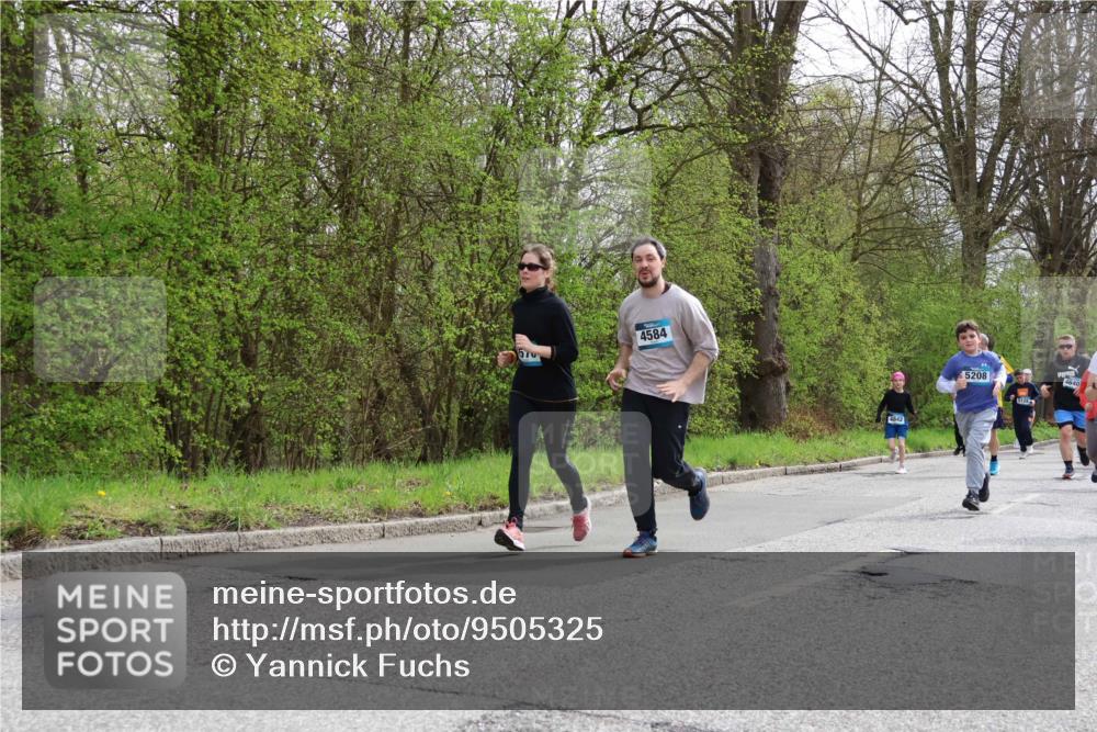 12.04.2026 - 45. Internationalen Wilhelmsburger Insellauf Yannick Fuchs http://msf.ph/oto/9505325 12.04.2026 12:56:15 Laufen 4584, 5208, 5120, 4640 meine-sportfotos.de