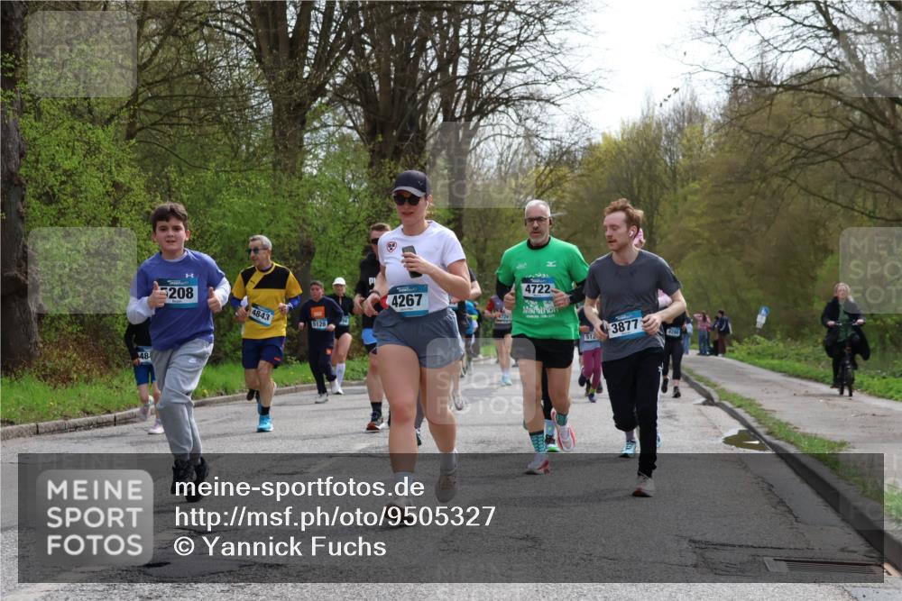 12.04.2026 - 45. Internationalen Wilhelmsburger Insellauf Yannick Fuchs http://msf.ph/oto/9505327 12.04.2026 12:56:15 Laufen 48, 5208, 4843, 5128, 4267, 4722, 512, 3877, 4260 meine-sportfotos.de