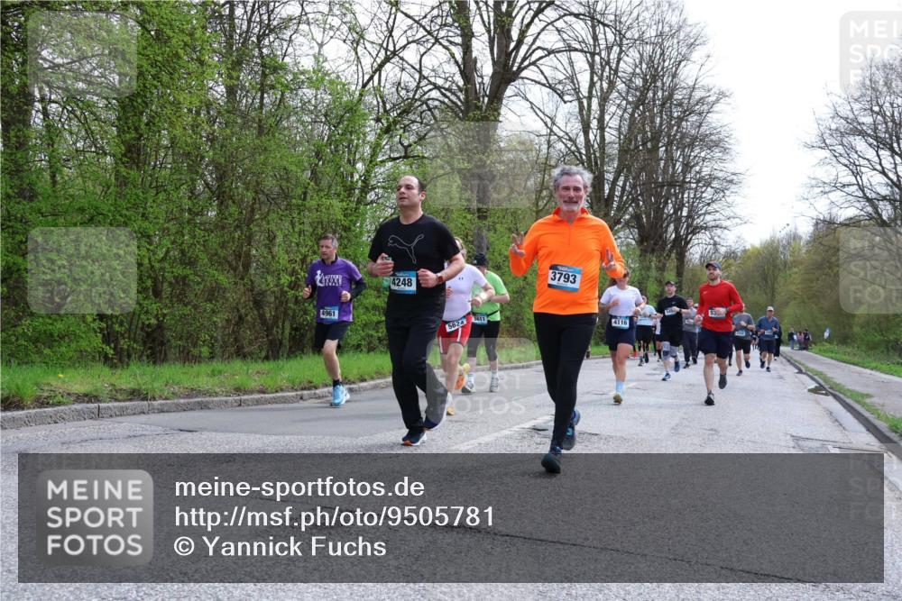 12.04.2026 - 45. Internationalen Wilhelmsburger Insellauf Yannick Fuchs http://msf.ph/oto/9505781 12.04.2026 12:58:17 Laufen 4961, 4248, 5624, 5611, 3793, 4116 meine-sportfotos.de