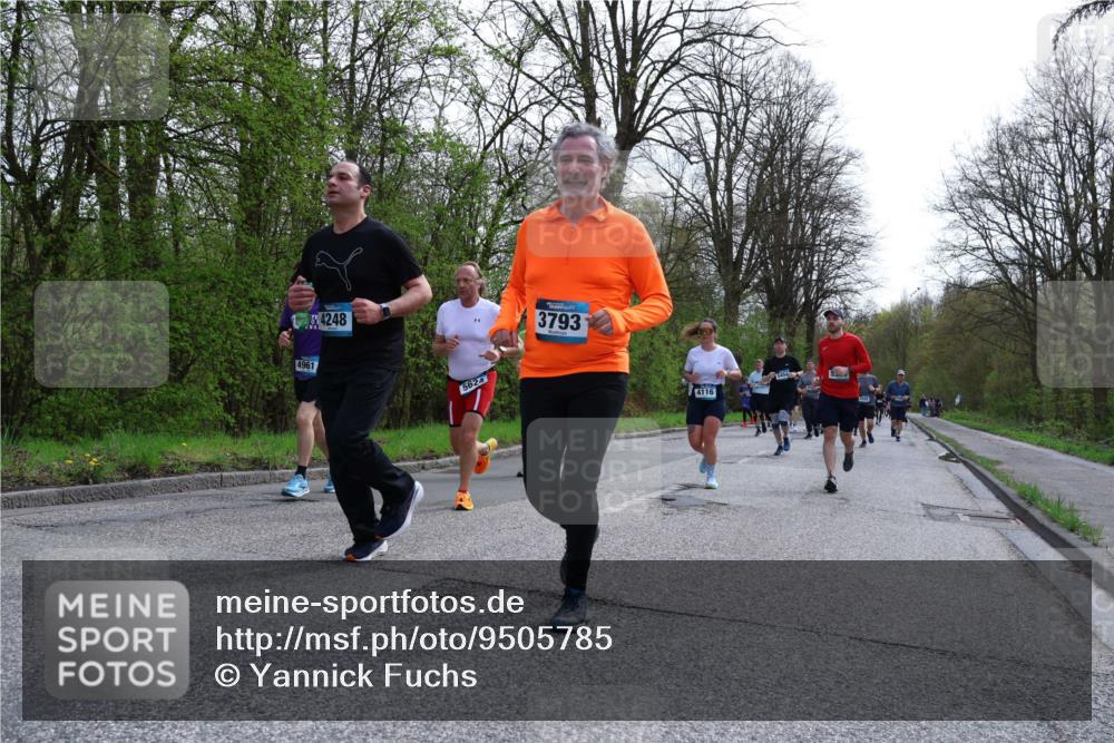 12.04.2026 - 45. Internationalen Wilhelmsburger Insellauf Yannick Fuchs http://msf.ph/oto/9505785 12.04.2026 12:58:17 Laufen 4961, 4248, 5624, 3793, 4116 meine-sportfotos.de