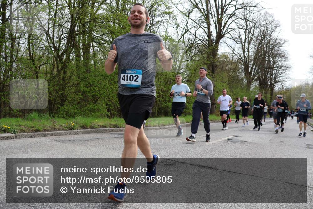 12.04.2026 - 45. Internationalen Wilhelmsburger Insellauf Yannick Fuchs http://msf.ph/oto/9505805 12.04.2026 12:58:22 Laufen 4102, 307, 423, 4092 meine-sportfotos.de
