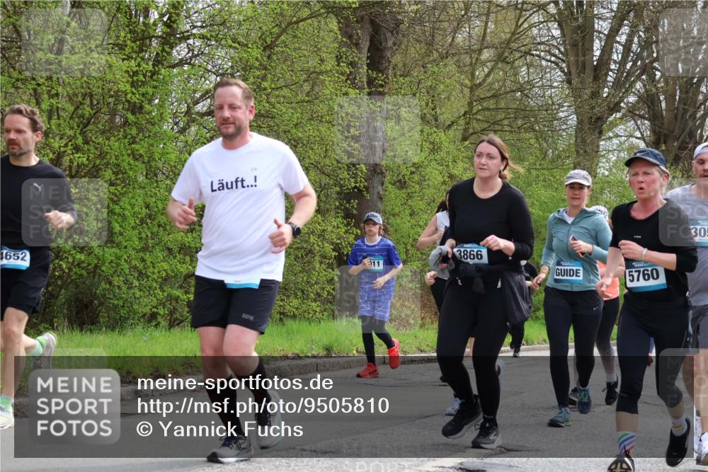 12.04.2026 - 45. Internationalen Wilhelmsburger Insellauf Yannick Fuchs http://msf.ph/oto/9505810 12.04.2026 12:58:24 Laufen 4652, 11, 3866, 5760, 305 meine-sportfotos.de