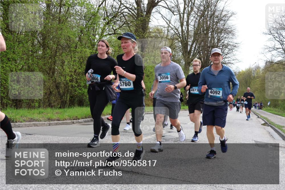 12.04.2026 - 45. Internationalen Wilhelmsburger Insellauf Yannick Fuchs http://msf.ph/oto/9505817 12.04.2026 12:58:25 Laufen 3866, 5760, 3056, 4973, 4092 meine-sportfotos.de