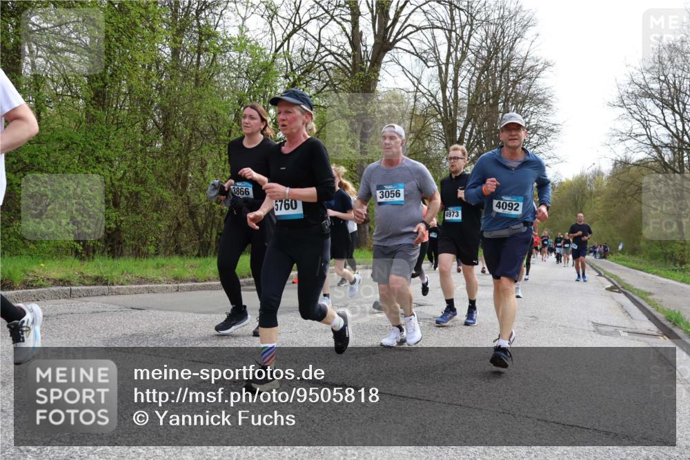 12.04.2026 - 45. Internationalen Wilhelmsburger Insellauf Yannick Fuchs http://msf.ph/oto/9505818 12.04.2026 12:58:25 Laufen 3866, 3056, 5760, 4973, 4092 meine-sportfotos.de