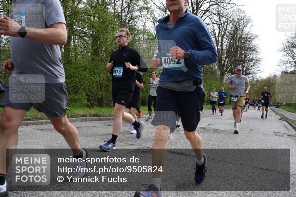 12.04.2026 - 45. Internationalen Wilhelmsburger Insellauf Yannick Fuchs http://msf.ph/oto/9505824 12.04.2026 12:58:26 Laufen 56, 4973, 4010, 4092, 1440, 5761 meine-sportfotos.de