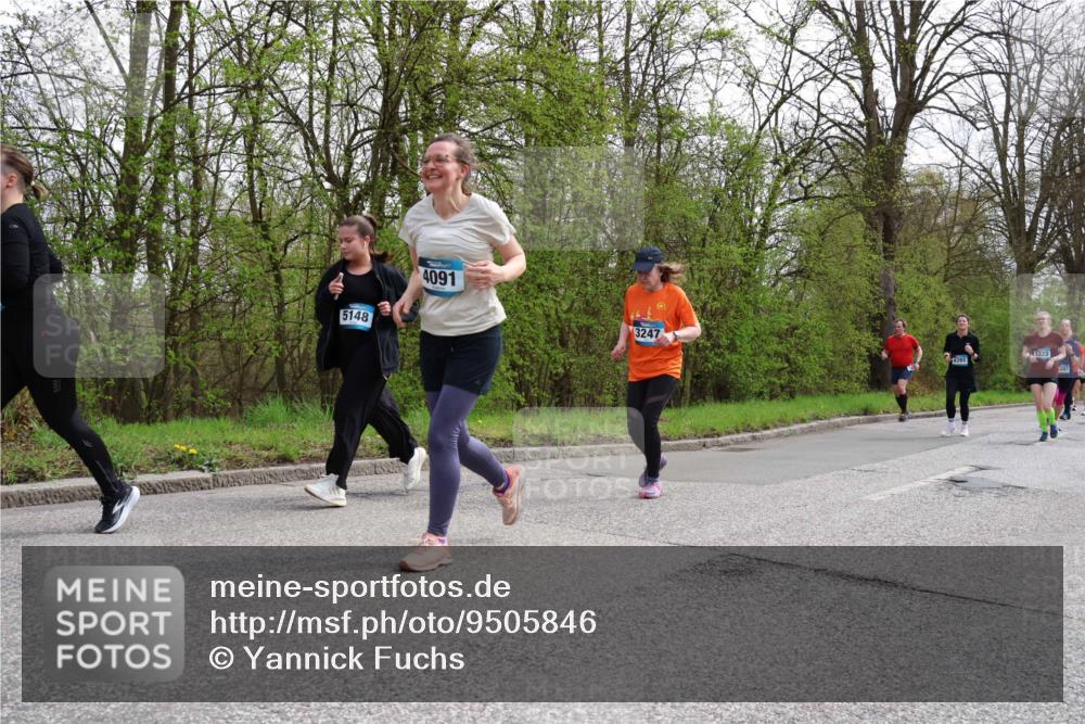 12.04.2026 - 45. Internationalen Wilhelmsburger Insellauf Yannick Fuchs http://msf.ph/oto/9505846 12.04.2026 12:58:31 Laufen 5148, 4091, 3247, 5323, 4391 meine-sportfotos.de