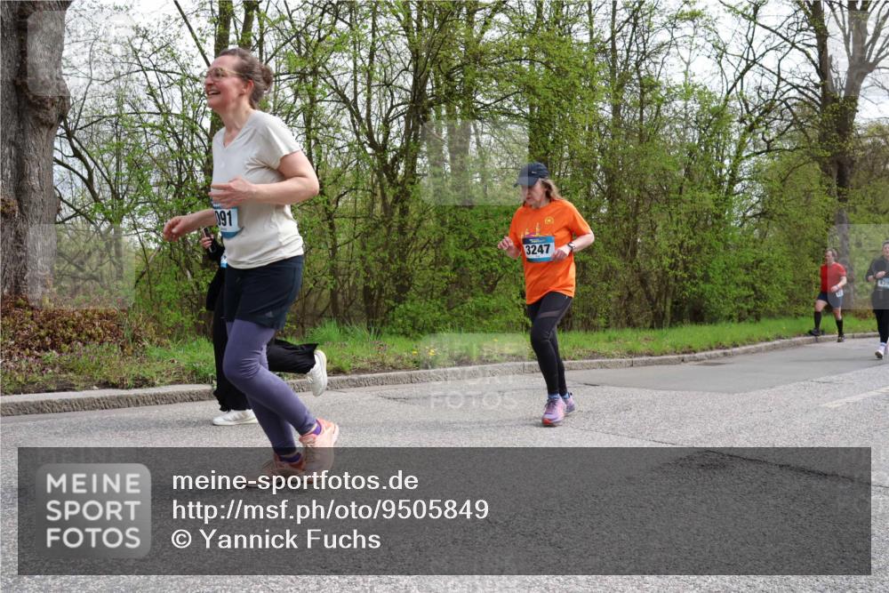 12.04.2026 - 45. Internationalen Wilhelmsburger Insellauf Yannick Fuchs http://msf.ph/oto/9505849 12.04.2026 12:58:32 Laufen 091, 3247, 439 meine-sportfotos.de