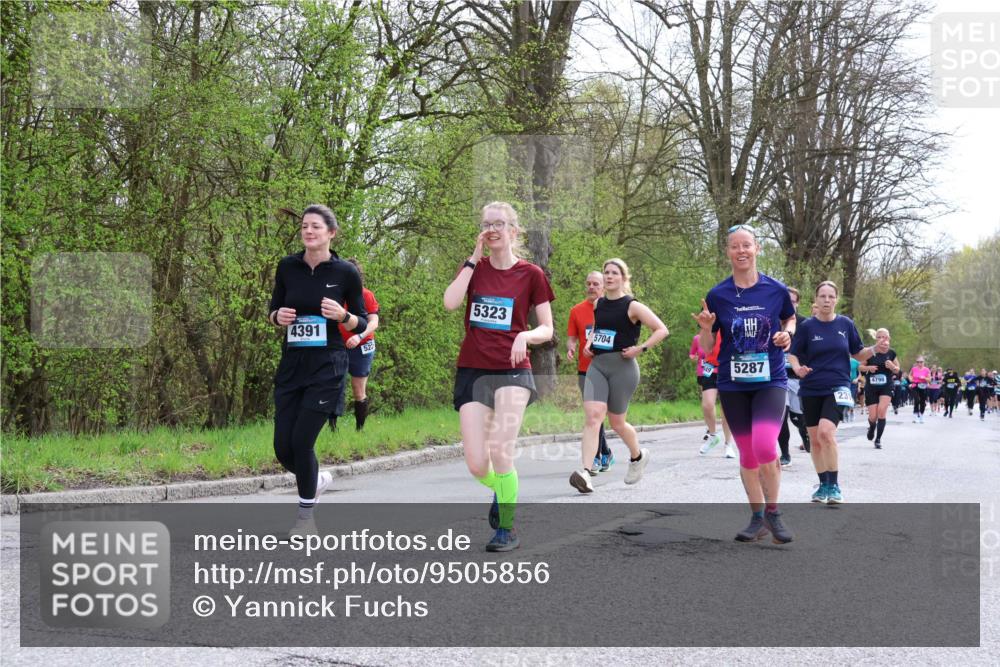 12.04.2026 - 45. Internationalen Wilhelmsburger Insellauf Yannick Fuchs http://msf.ph/oto/9505856 12.04.2026 12:58:34 Laufen 4391, 5323, 522, 5704, 5287, 4798, 23 meine-sportfotos.de